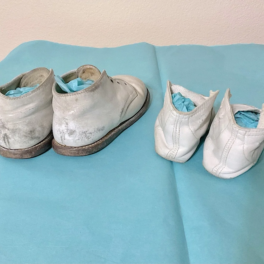 Vintage 60’s Baby Shoes Wee Walkers, Ruggies Foot Traits 2 Prs